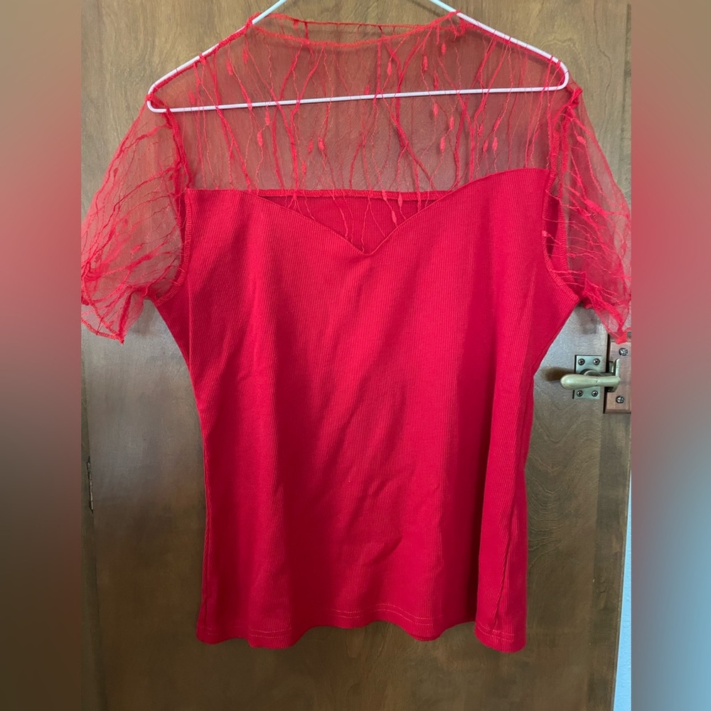 Beautiful Red Ribbed and Lace Top - Picture 2 of 5
